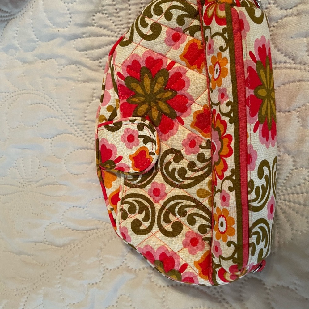 Vera Bradley folklore bag